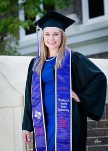 SFA Photography Expert, graduation pictures that make you love the way you look by Greg Patterson House of Photography Nacogdoches.